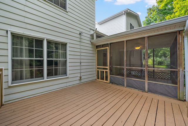 123 Rose Dr, Dover, TN 37058