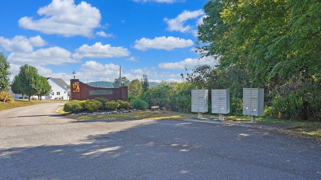 123 Rose Dr, Dover, TN 37058