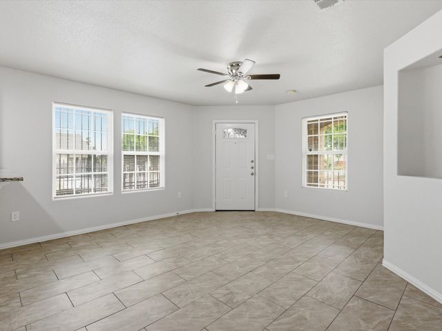 1400 Stewart Street, Fort Worth, TX 76104