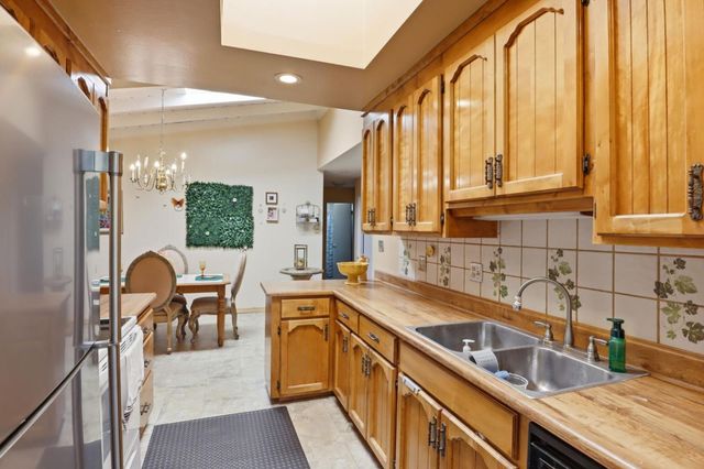 16122 Via Walter, San Lorenzo, CA 94580