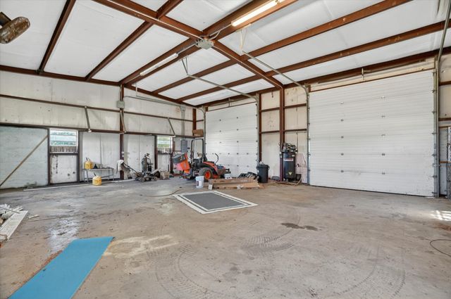 1301 County Road 705, Joshua, TX 76058