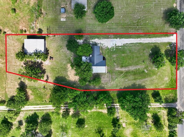 1301 County Road 705, Joshua, TX 76058