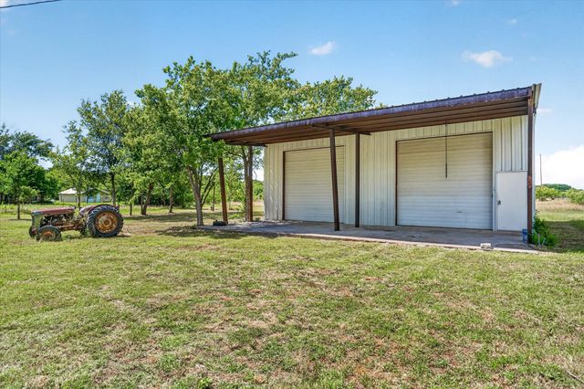1301 County Road 705, Joshua, TX 76058
