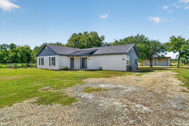 1301 County Road 705, Joshua, TX 76058