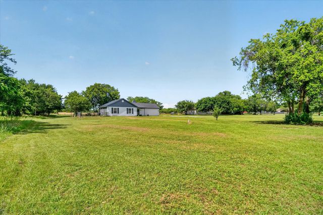 1301 County Road 705, Joshua, TX 76058