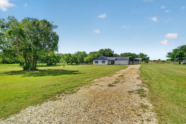 1301 County Road 705, Joshua, TX 76058