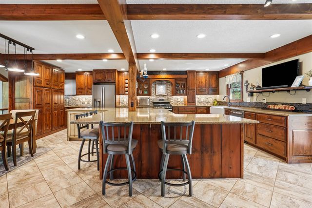 2317 S Frederick Avenue, Oelwein, IA 50662