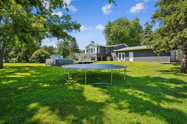 2317 S Frederick Avenue, Oelwein, IA 50662