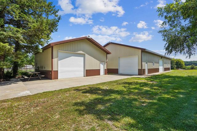 2317 S Frederick Avenue, Oelwein, IA 50662