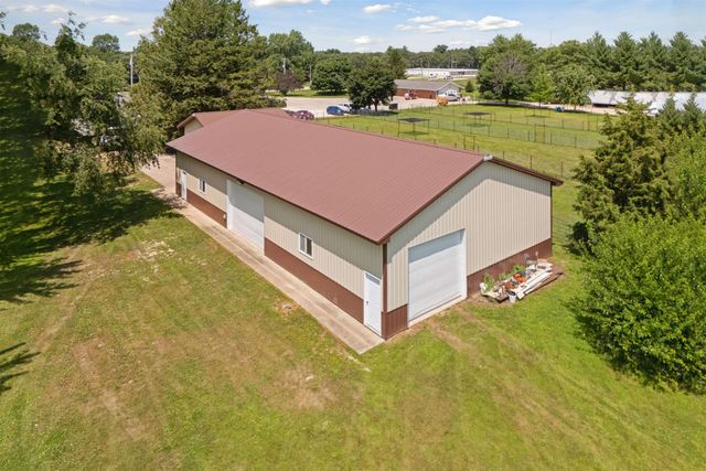 2317 S Frederick Avenue, Oelwein, IA 50662