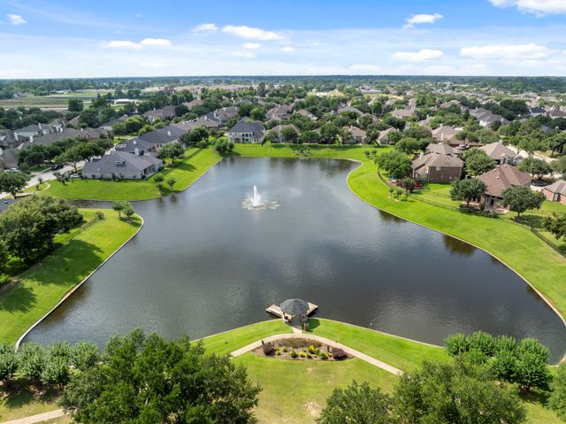 2907 Stemwood Drive, Spring, TX 77388
