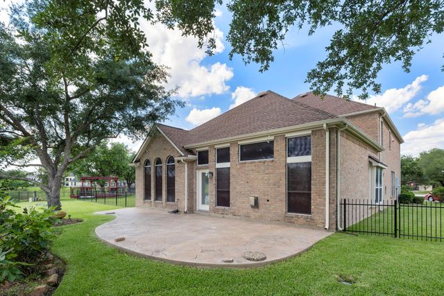 2907 Stemwood Drive, Spring, TX 77388