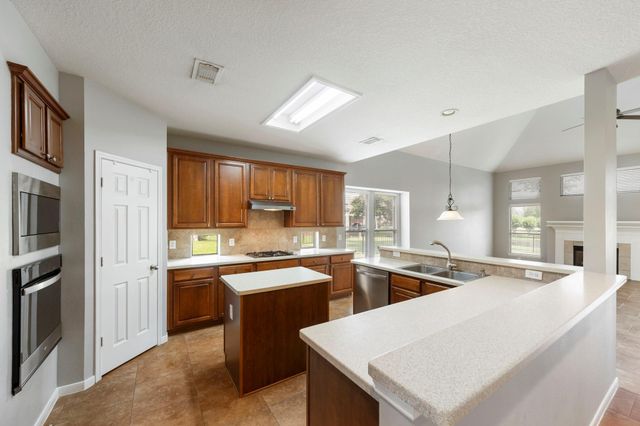 2907 Stemwood Drive, Spring, TX 77388