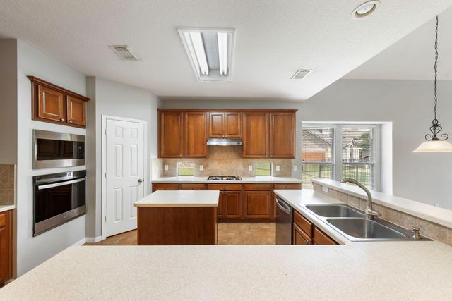 2907 Stemwood Drive, Spring, TX 77388