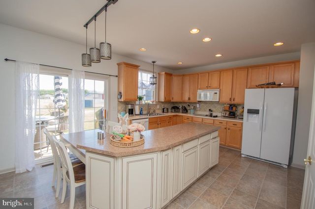 129 POND VIEW LN, Seaford, DE 19973