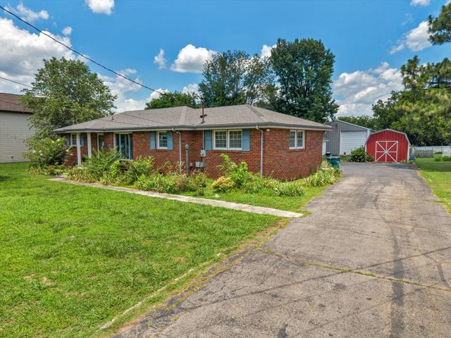 813 W Spring St, Lebanon, TN 37087