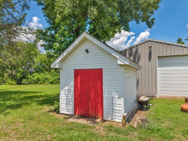 813 W Spring St, Lebanon, TN 37087