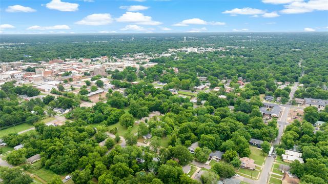 607 S Main Street, Paris, TX 75460