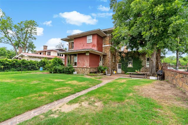 607 S Main Street, Paris, TX 75460