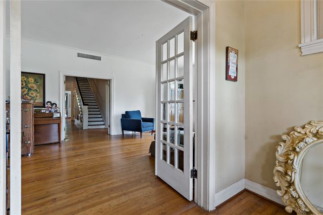 607 S Main Street, Paris, TX 75460