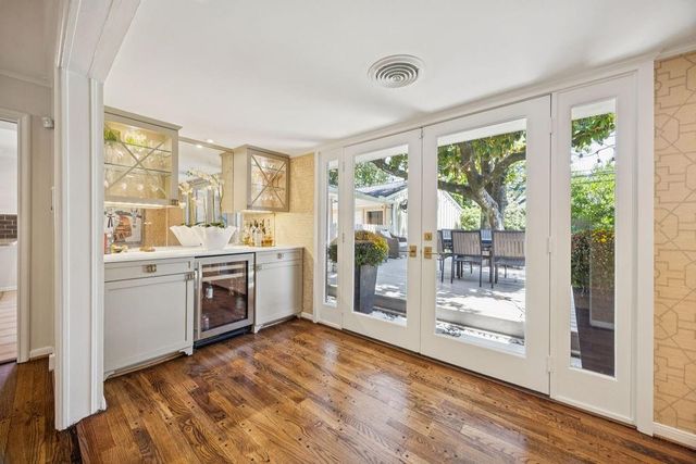 2411 Stoney Brook Drive, Houston, TX 77063