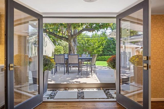 2411 Stoney Brook Drive, Houston, TX 77063