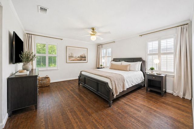 2411 Stoney Brook Drive, Houston, TX 77063