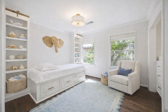 2411 Stoney Brook Drive, Houston, TX 77063