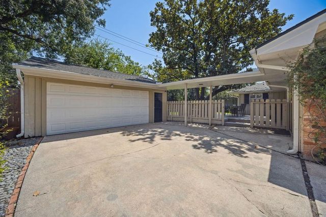 2411 Stoney Brook Drive, Houston, TX 77063