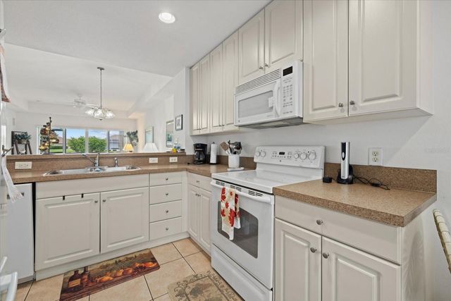 5738 SABAL TRACE DRIVE 1B5738, North Port, FL 34287