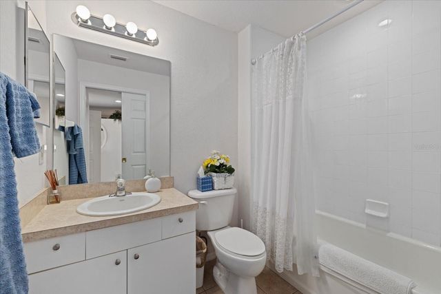 5738 SABAL TRACE DRIVE 1B5738, North Port, FL 34287