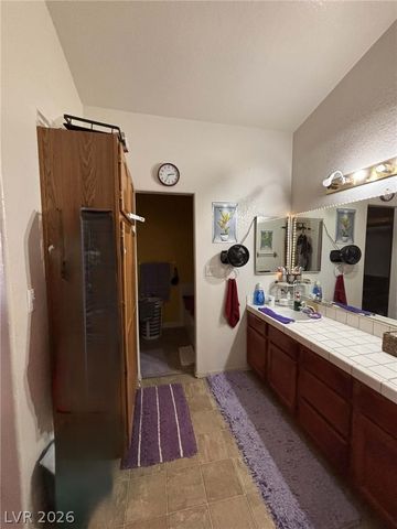 1912 South Torrey Pines Drive, Las Vegas, NV 89146