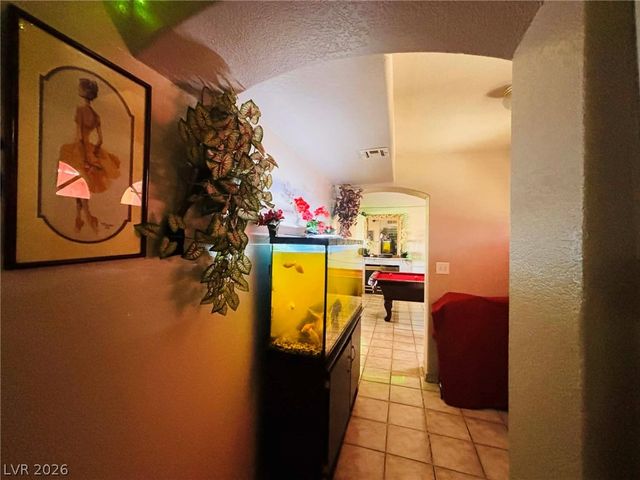 1912 South Torrey Pines Drive, Las Vegas, NV 89146