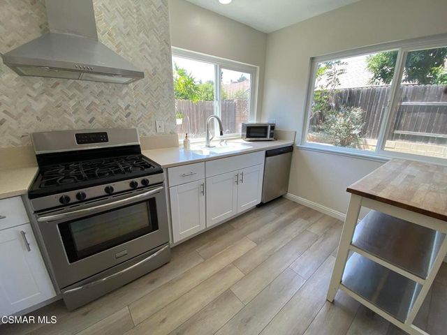 161 Green Glade Court, Camarillo, CA 93010