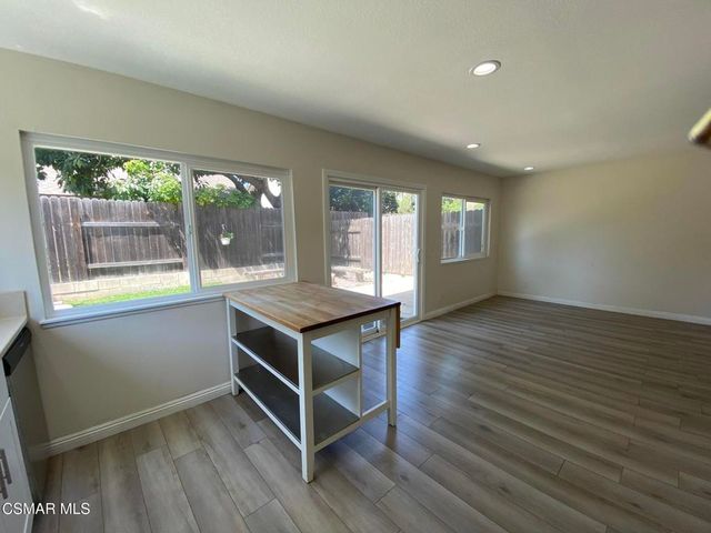 161 Green Glade Court, Camarillo, CA 93010