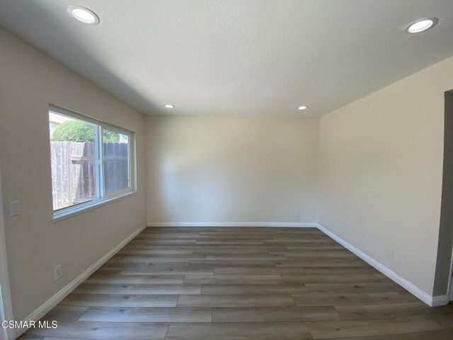 161 Green Glade Court, Camarillo, CA 93010