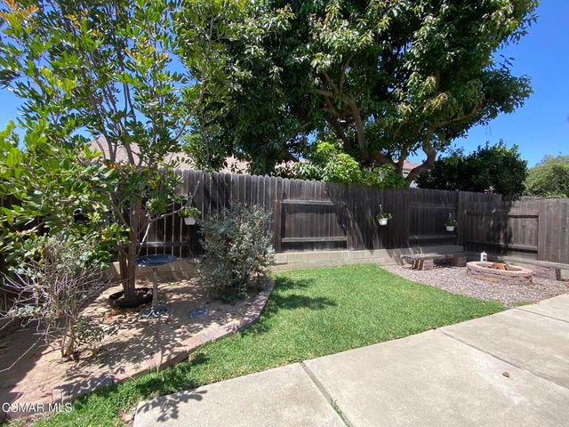 161 Green Glade Court, Camarillo, CA 93010