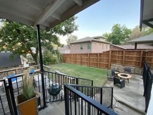 2545 Rogers Avenue, Fort Worth, TX 76109
