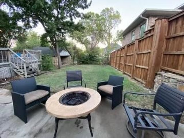 2545 Rogers Avenue, Fort Worth, TX 76109
