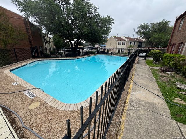 6427 Wurzbach Rd Apt 36, San Antonio, TX 78240