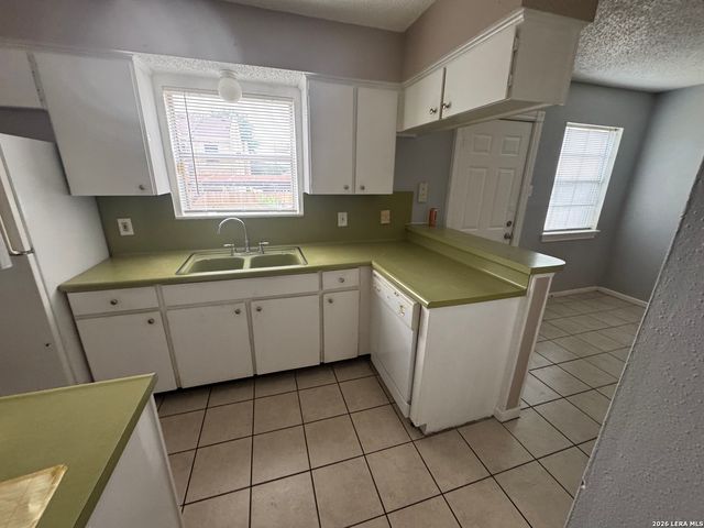 6427 Wurzbach Rd Apt 36, San Antonio, TX 78240