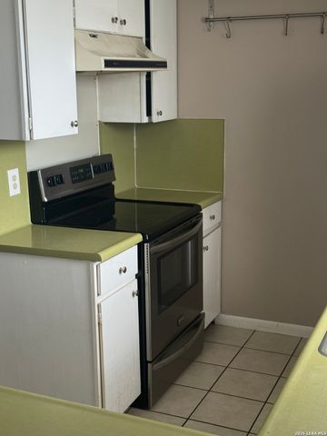 6427 Wurzbach Rd Apt 36, San Antonio, TX 78240