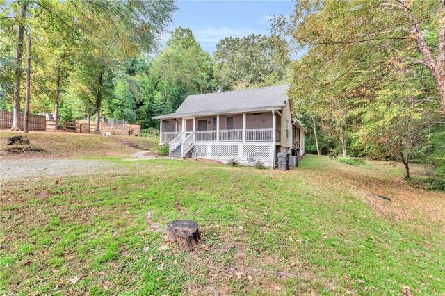 4481 Mclain Circle, Acworth, GA 30101