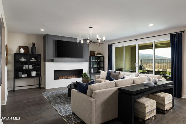 4048 Saddle Drive, Palmdale, CA 93551