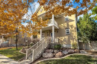 4472 W SILENT RAIN DR, South Jordan, UT 84009