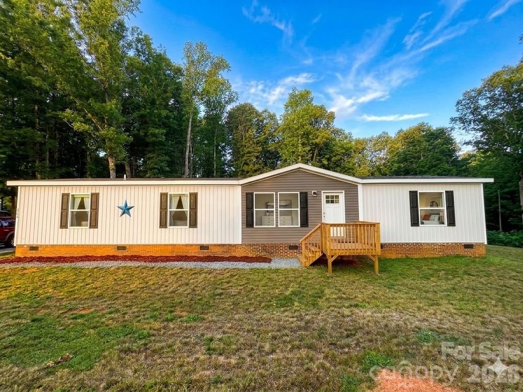 5351 Walter Lowman Road, Connelly Springs, NC 28612