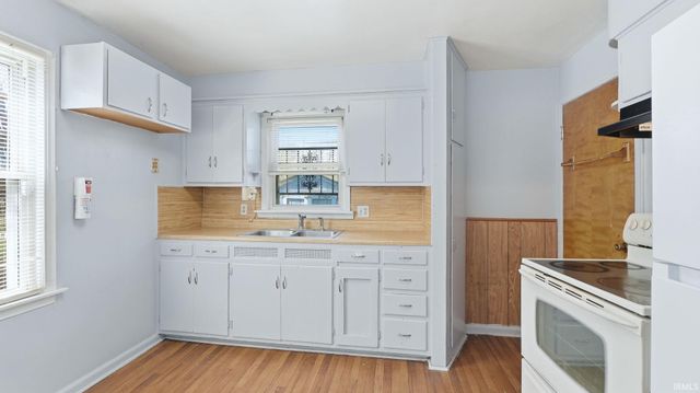 4416 Standish Drive, Fort Wayne, IN 46806