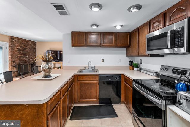 1516 BRYAN CT, Waldorf, MD 20602