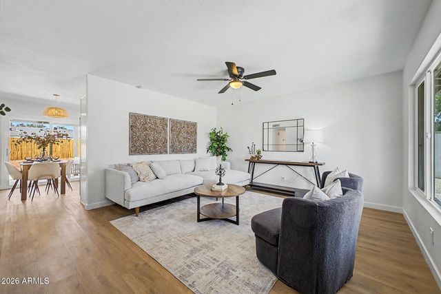 8714 W BECKER Lane, Peoria, AZ 85345