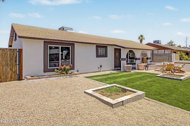 8714 W BECKER Lane, Peoria, AZ 85345